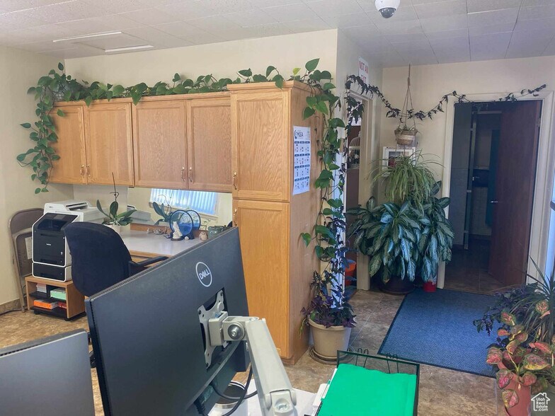 More Photos Of 184 Center st, Duchesne Office For Sale