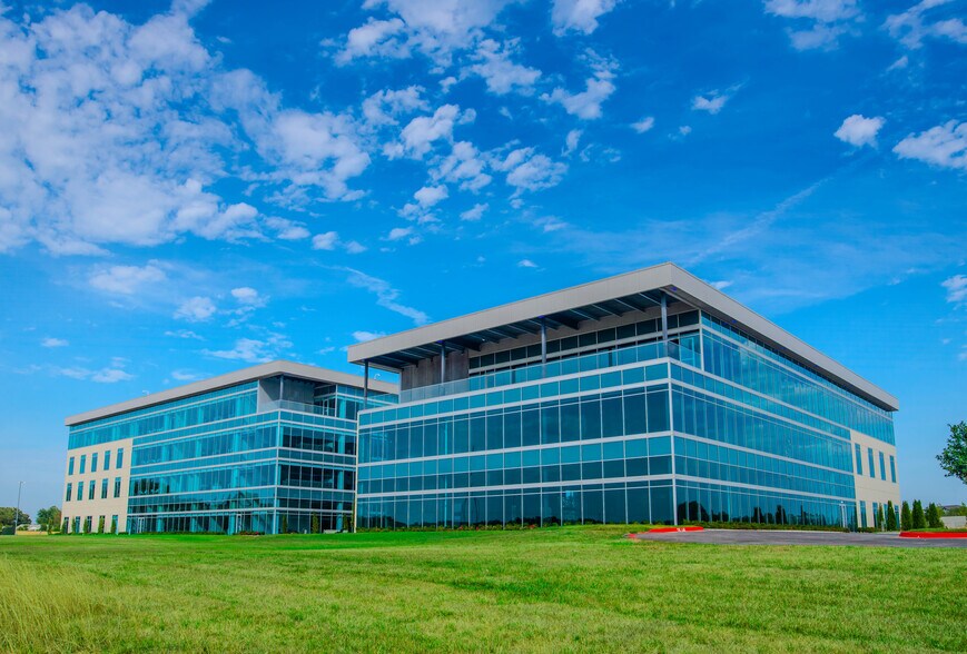 More Photos Of 2500 NE 11th St, Bentonville Coworking Space