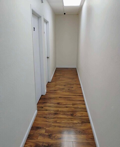 More Photos Of 155 Main St, Woodland Medical For Lease