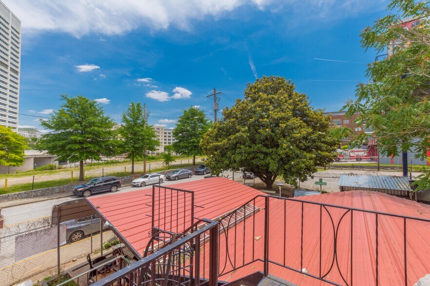 More Photos Of 51 Elliott St SW, Atlanta Storefront Retail Residential For Sale
