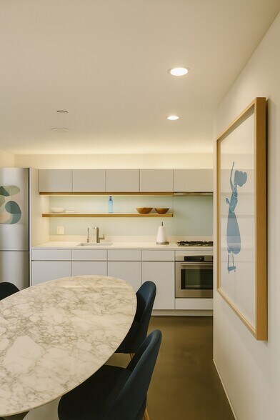 More Photos Of 608-610 Main St, Venice Loft Creative Space For Sale