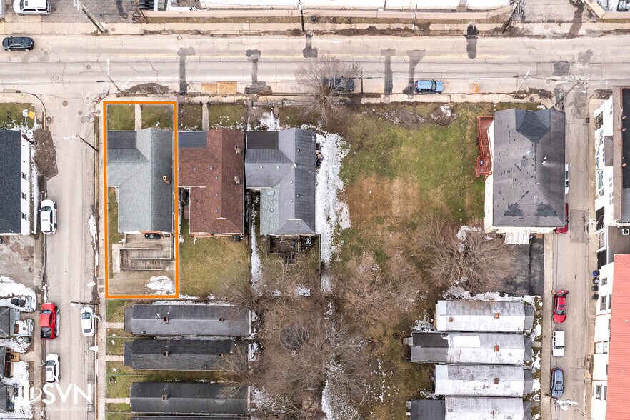 More Photos Of 726 N Limestone, Lexington General Retail For Sale
