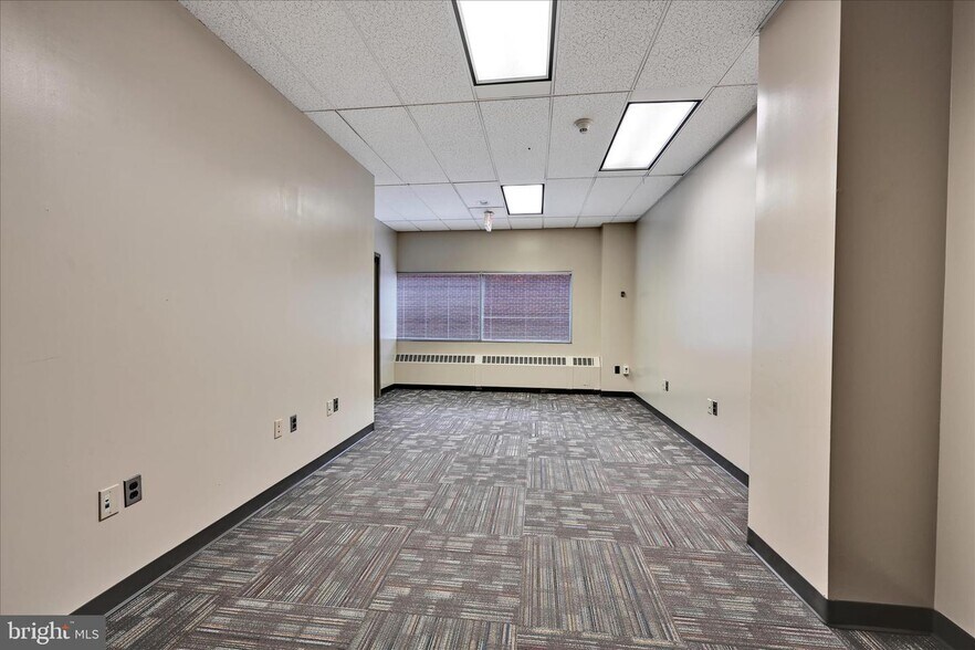 More Photos Of 19 N 6th St, Reading Office For Lease