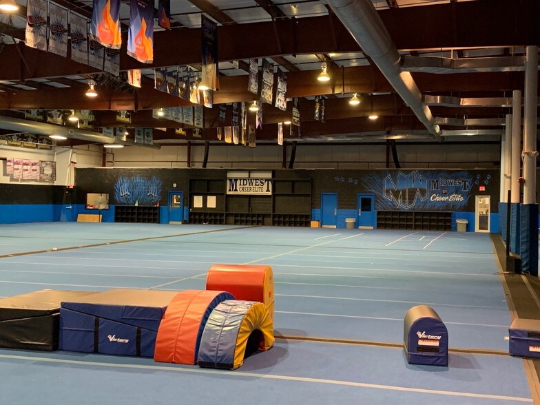 More Photos Of 8730 N Pavilion Dr, West Chester Skating Rink For Sale