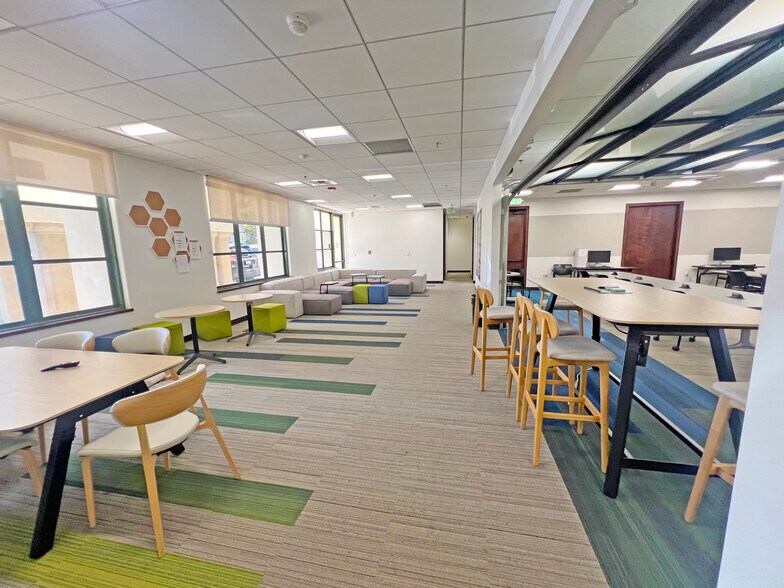 More Photos Of 1021 Anacapa St, Santa Barbara Office For Lease