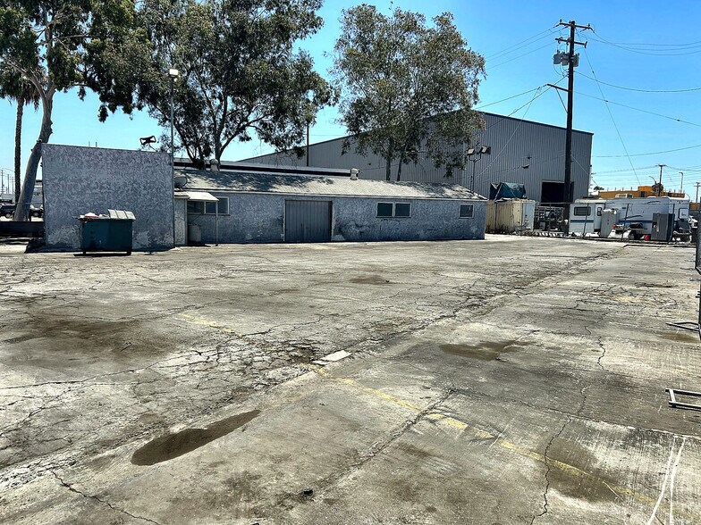 More Photos Of 2150 W Cowles St, Long Beach Land For Lease
