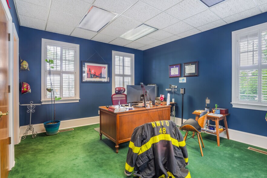 More Photos Of 720 North Ave, Macon-Bibb Office Residential For Sale
