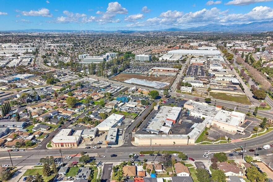 More Photos Of 12502 Washington Blvd, Whittier Restaurant For Lease