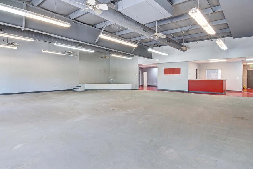 More Photos Of 5290 Arapahoe Ave, Boulder Unknown For Lease