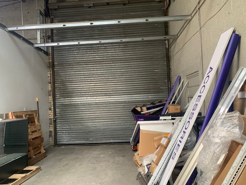 More Photos Of 1385 Seabury Ave, Bronx Warehouse For Lease