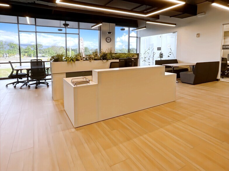 More Photos Of 2014 Blake Avenue NW, Canton Office For Lease