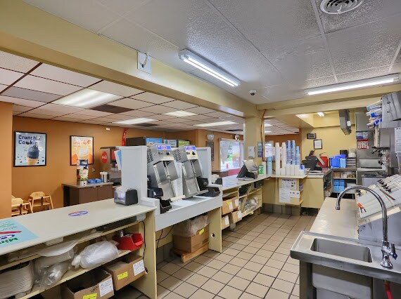 More Photos Of 3498 Sharon Rd, West Middlesex General Retail For Sale