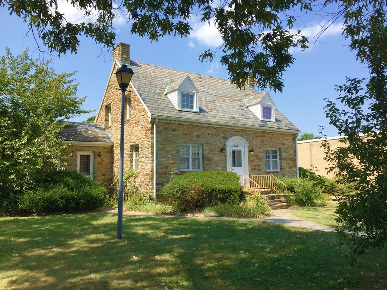 More Photos Of 402 Crain Hwy N, Glen Burnie Office For Sale