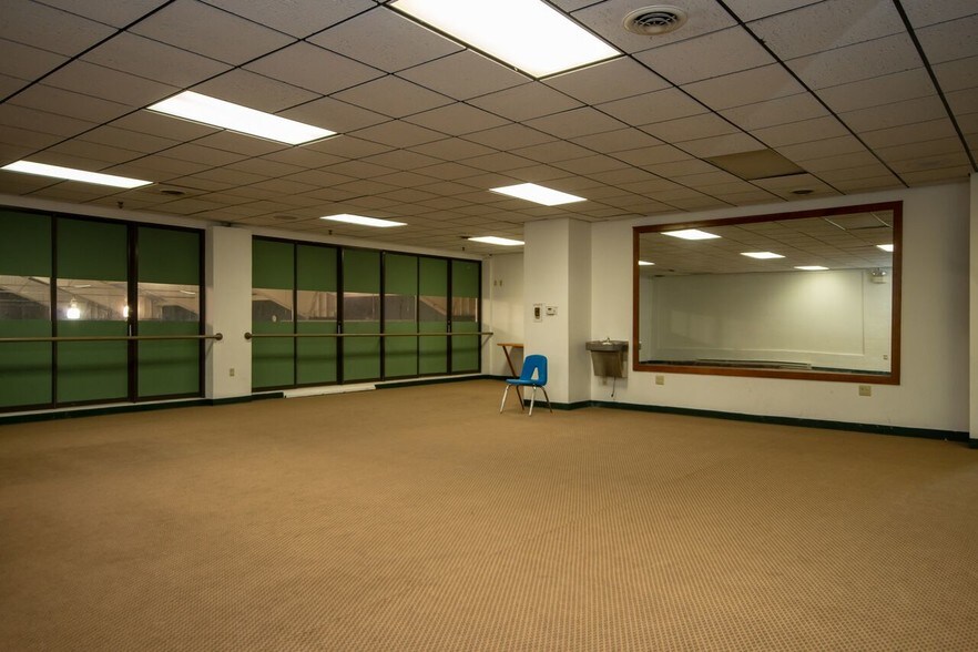 More Photos Of 427 Margaret St, Plattsburgh General Retail For Sale