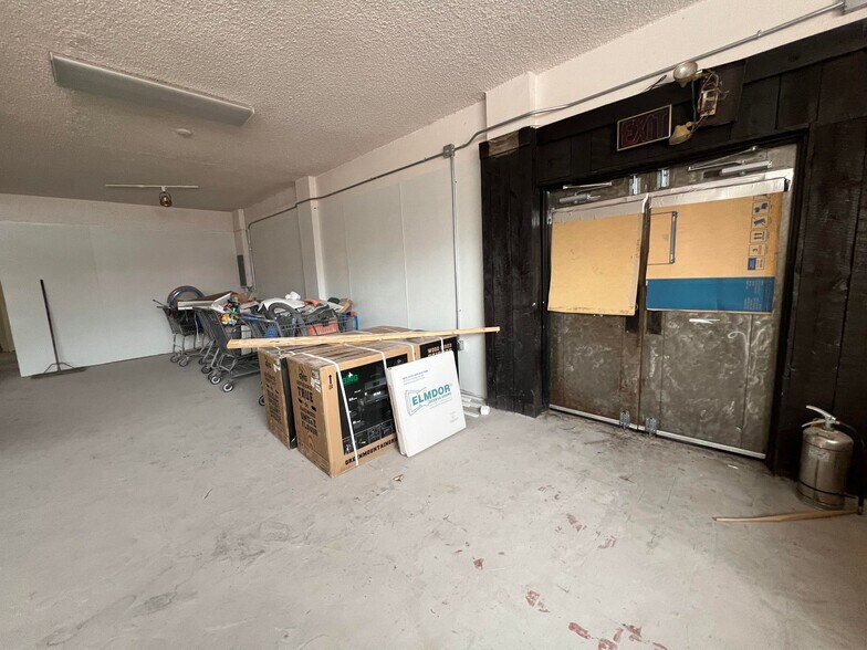 More Photos Of 421 Washington Blvd, Ogden General Retail For Sale