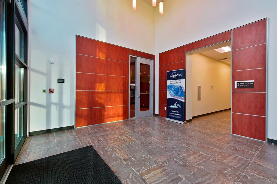 More Photos Of 600 S Conroe Medical Dr, Conroe Medical For Lease