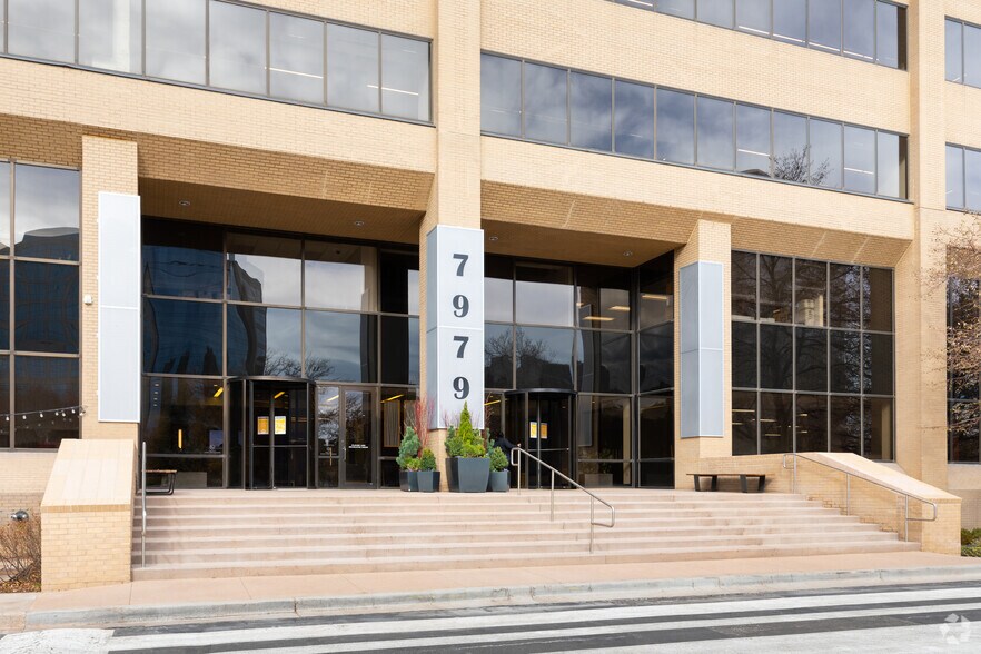 More Photos Of 7979 E Tufts Ave, Denver Office For Lease