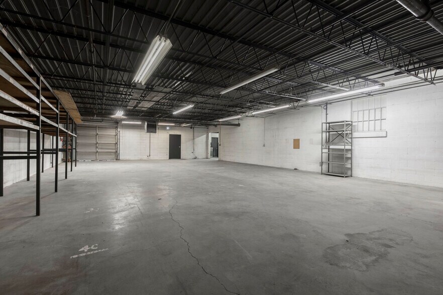 More Photos Of 1311 Bernheim Ln, Louisville Industrial For Sale