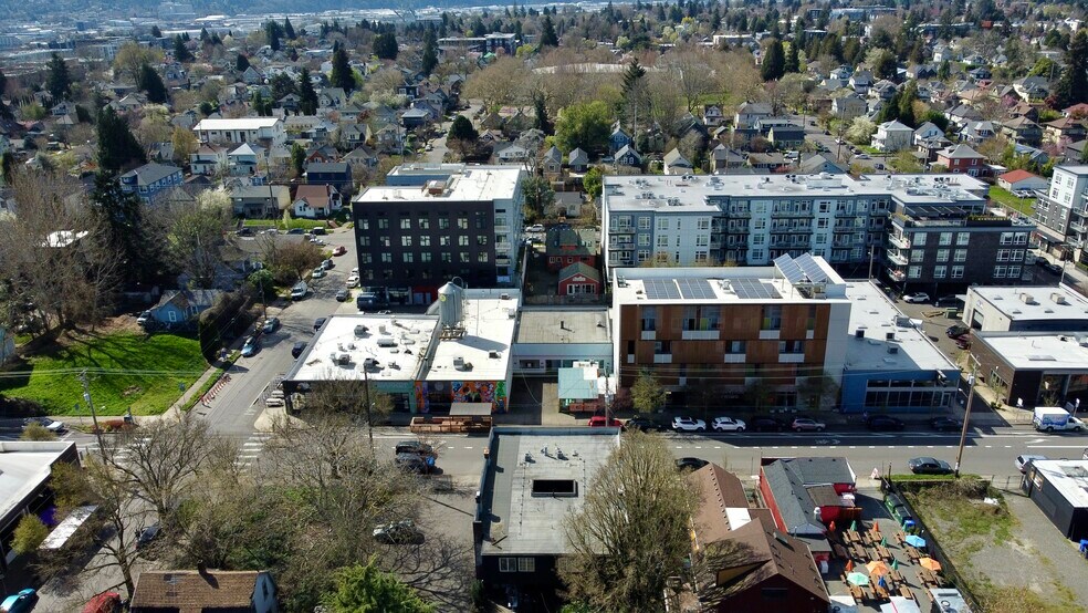 More Photos Of 3925-3929 N Williams Ave, Portland Freestanding For Sale