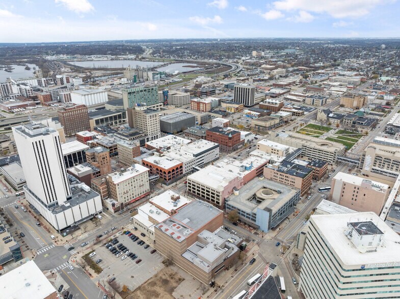 More Photos Of 221 3rd Ave SE, Cedar Rapids Unknown For Lease