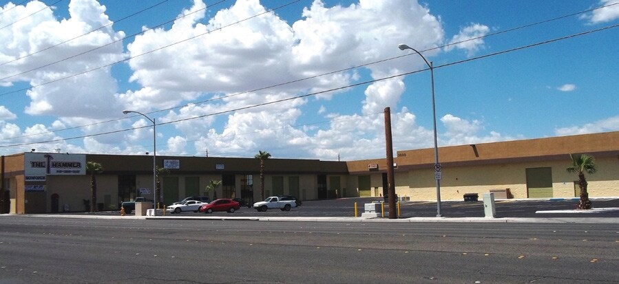 More Photos Of 3990 W Russell Rd, Las Vegas Warehouse For Lease