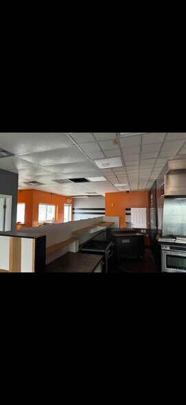 More Photos Of 403 N Third St, Ishpeming Service Station For Sale