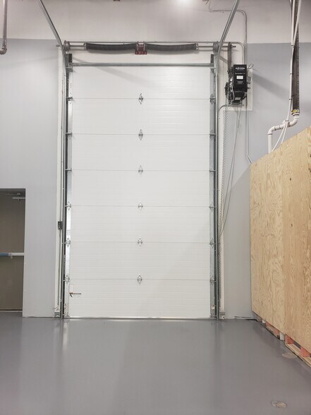 More Photos Of 990 W 41st St, Hibbing Unknown For Lease