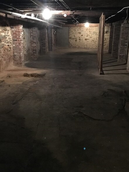 More Photos Of 707 West Ave, Jenkintown Storefront Retail Residential For Lease