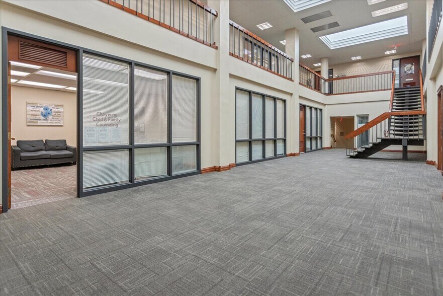 More Photos Of 1803-1807 Capitol Ave, Cheyenne Office For Sale