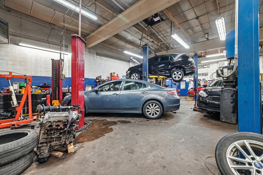 More Photos Of 4225 Main St, Pittsburgh Service For Sale