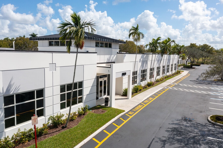 More Photos Of 3360 Enterprise Ave, Weston Unknown For Lease