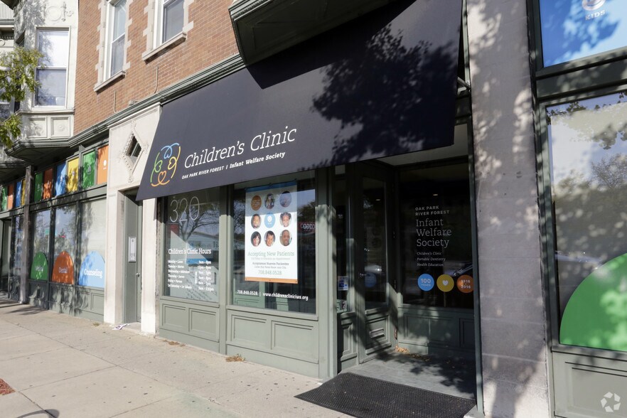 More Photos Of 320 Lake St, Oak Park Office For Lease