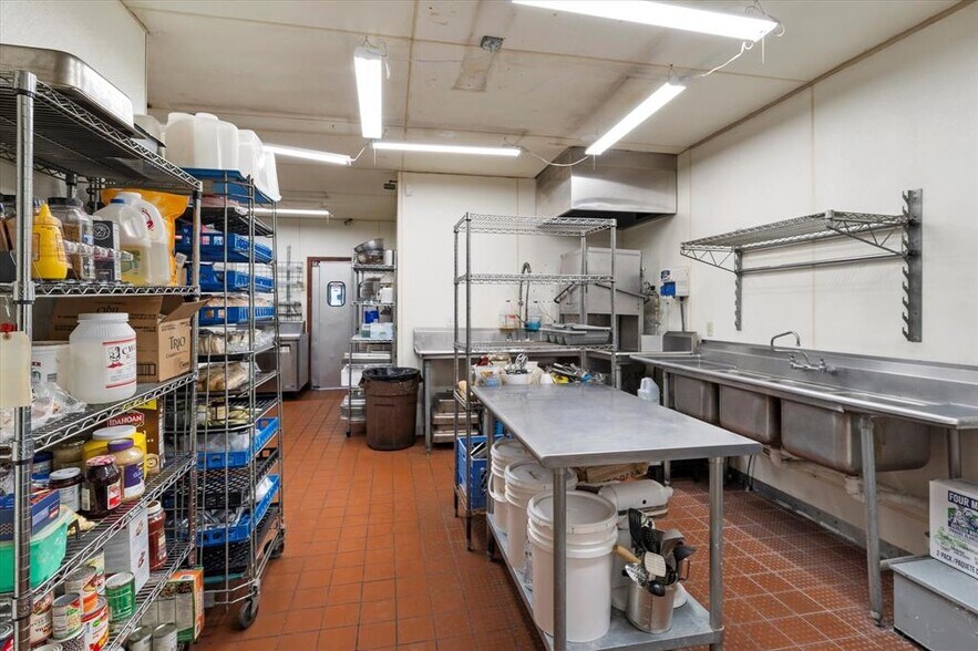 More Photos Of 116 Redwood Ln, Seeley Lake Restaurant For Sale