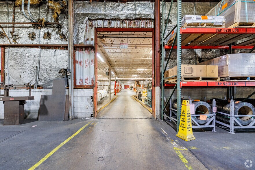 More Photos Of 630 George St, Marshfield Warehouse For Sale