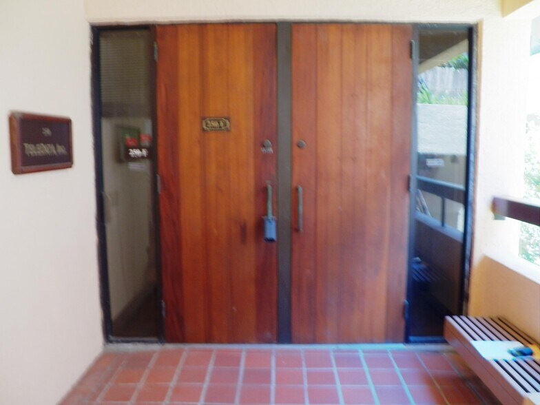 More Photos Of 900 SE Ocean Blvd, Stuart Medical For Lease