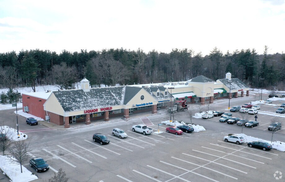 More Photos Of 65 Main St, Medway Unknown For Lease