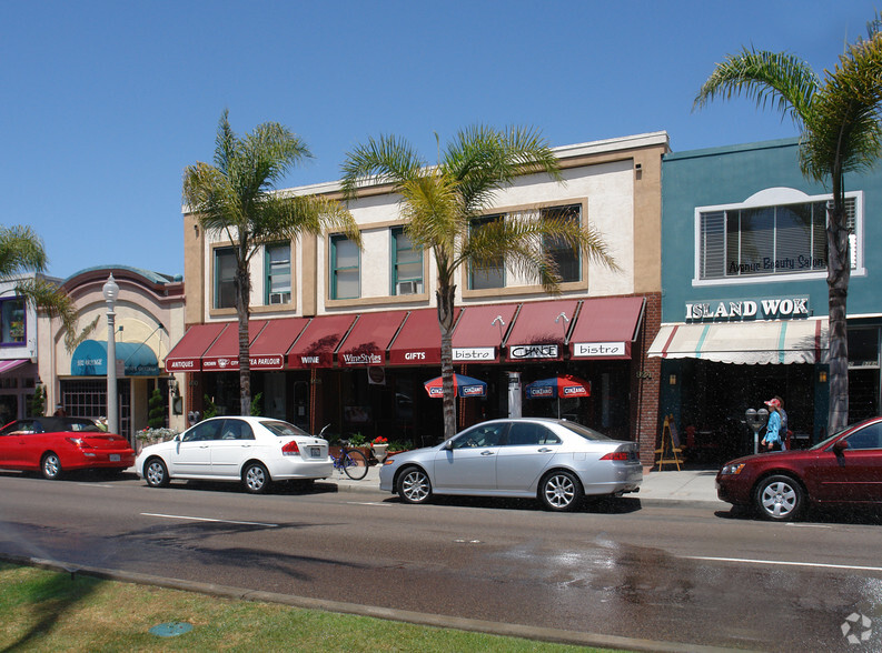 Primary Photo Of 924-928 Orange Ave, Coronado Restaurant For Lease