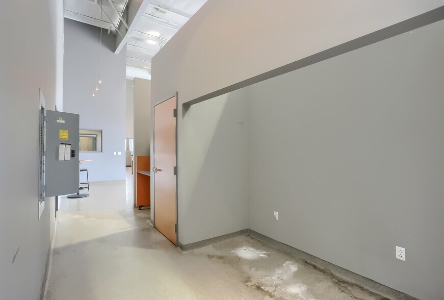 More Photos Of 3 Superior Way, Uniontown Auto Dealership For Sale