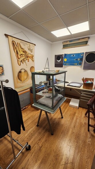 More Photos Of 2134 Van Ness Ave, San Francisco Office For Sale