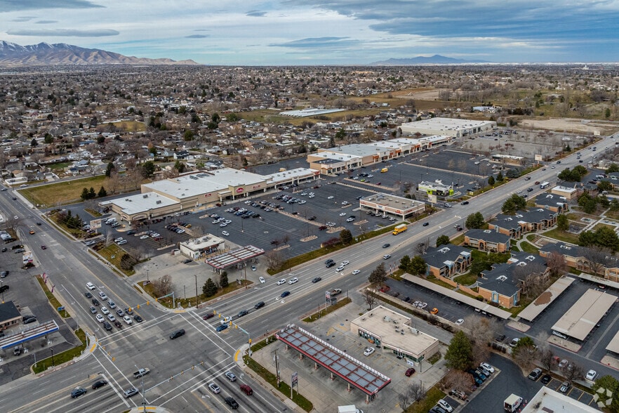 More Photos Of 7000 S Redwood Rd, West Jordan Unknown For Lease