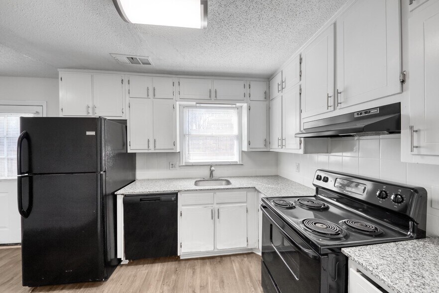 More Photos Of 3656 Browns Bridge Rd, Gainesville Apartments For Sale