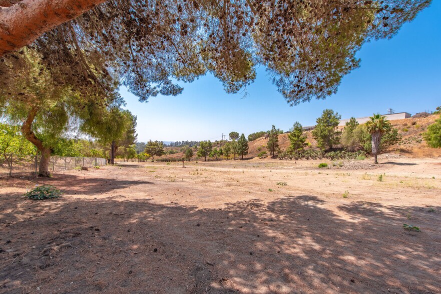 More Photos Of 8450 Waters Rd, Moorpark Land For Sale
