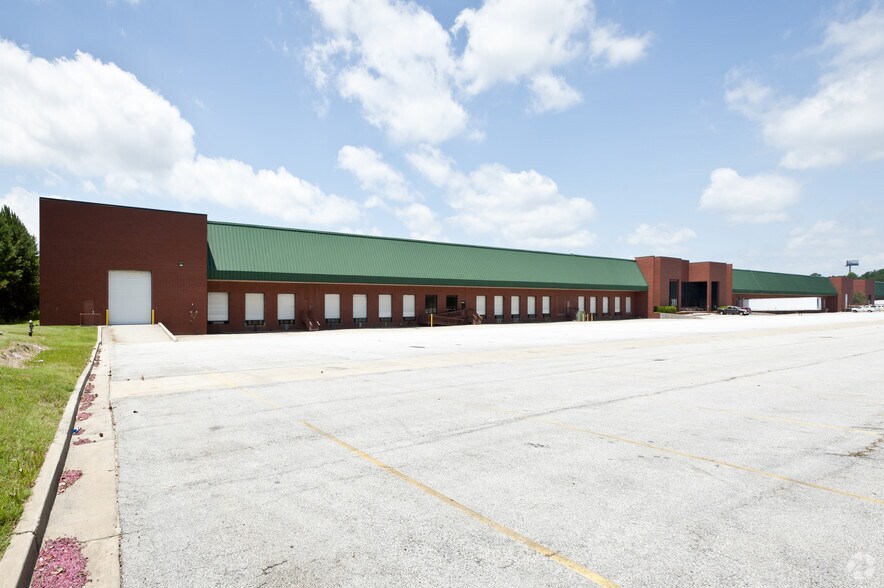 More Photos Of 5003 Terminus Dr, Fairburn Warehouse For Lease