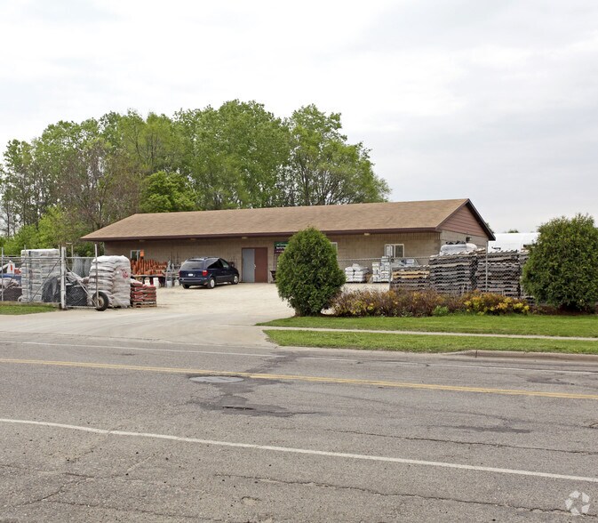 More Photos Of 2900 E 65th St, Inver Grove Heights General Retail For Sale