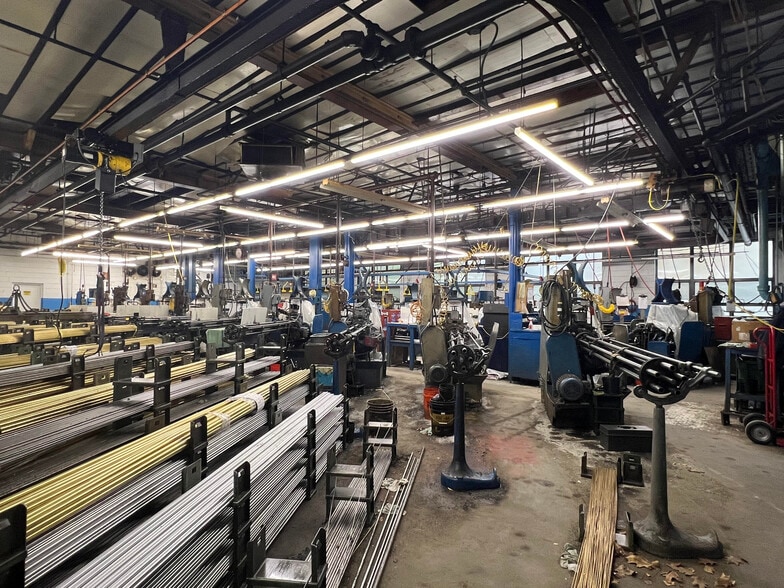 More Photos Of 1425 University Ave, Rochester Manufacturing For Sale