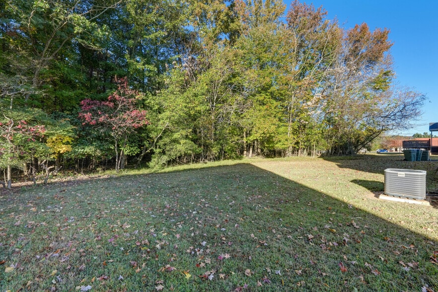 More Photos Of 1311 Freeway Dr, Reidsville Office For Lease