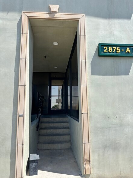 More Photos Of 2875 Orange Olive Rd, Orange Manufacturing For Lease