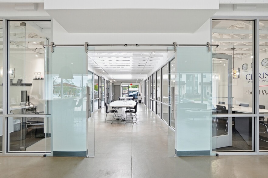 More Photos Of 1611 Atlantic Blvd, Jacksonville Storefront Retail Office For Sale