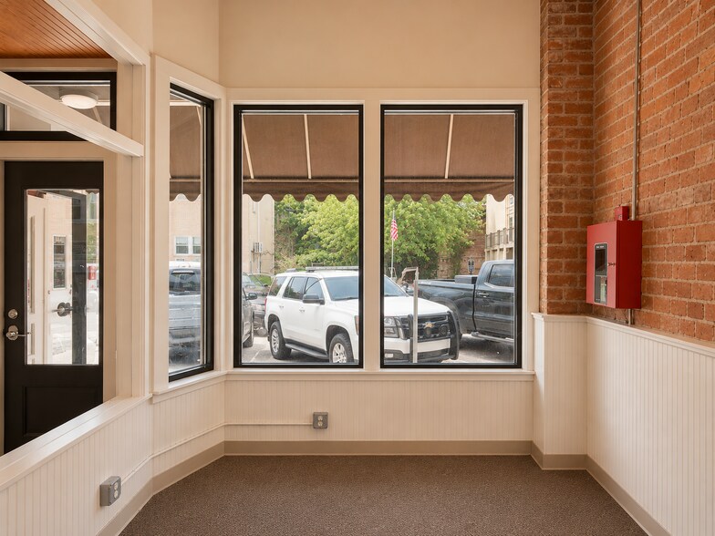 More Photos Of 210 N Liberty St, Jackson Storefront Retail Office For Lease