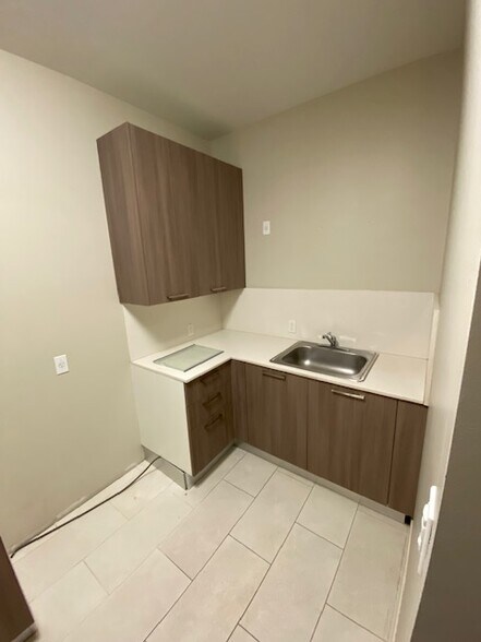 More Photos Of 2434-2438 E Las Olas Blvd, Fort Lauderdale Storefront Retail Office For Lease